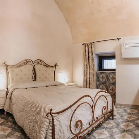 Casa Menodda